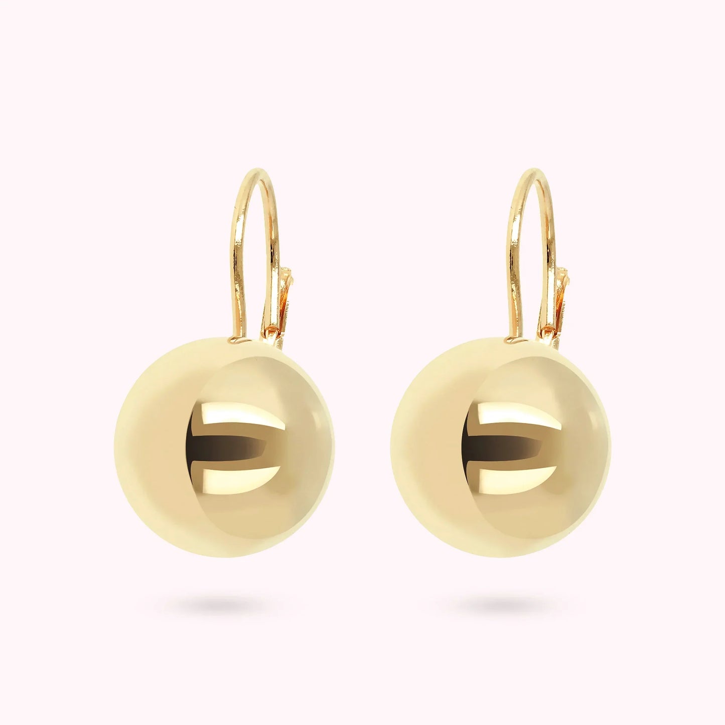 Orecchini pendenti con sfera